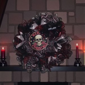 Gothic Black-and-Red Christmas-1