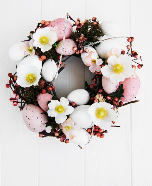 Easter holiday wreath